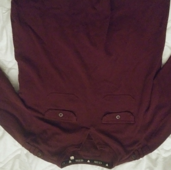 Guess long sleeve - Picture 3 of 3